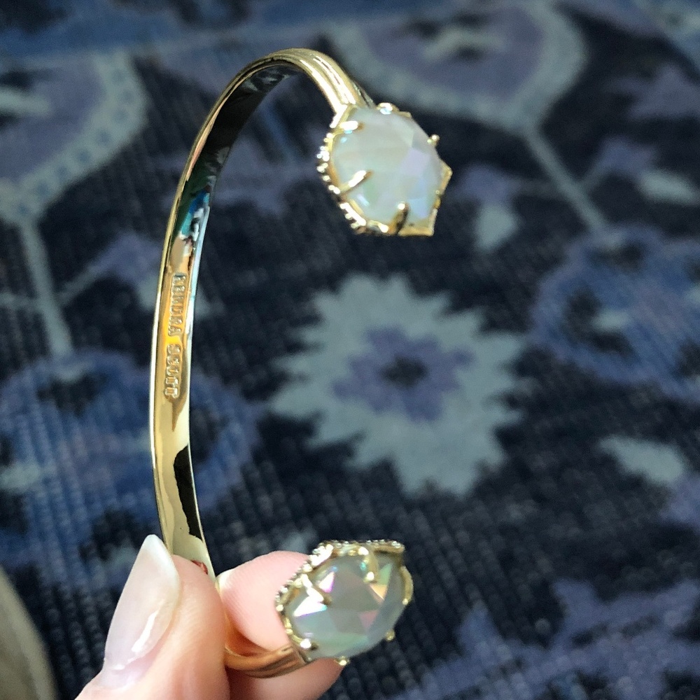 Kendra Scott! Merida Bracelet - gold & opal stones